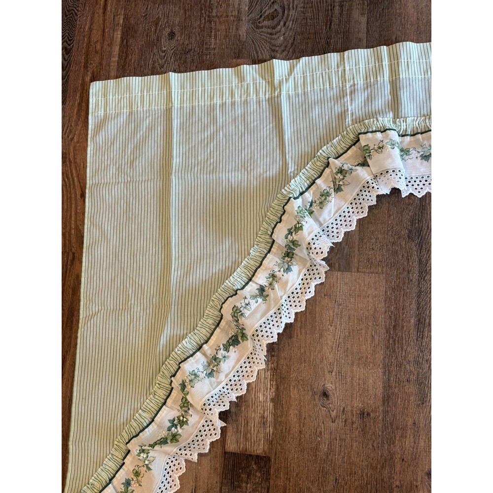 VTG Green Stripe Ivy Swag Valance Kitchen Curtain Lace Trim Cottage Farmhouse